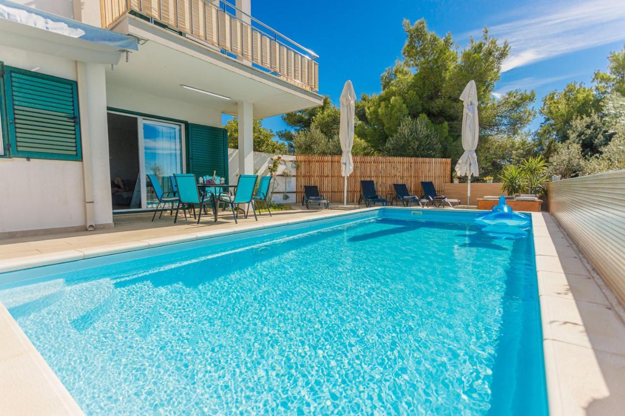 Nono Jure , Private Pool & Sauna Milna  Eksteriør billede